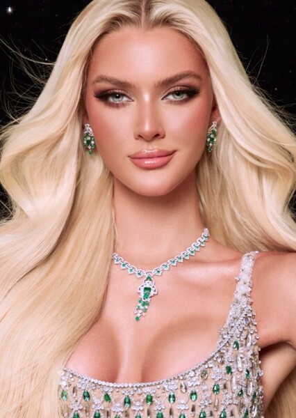 Victoria Kjær Theilvig photo