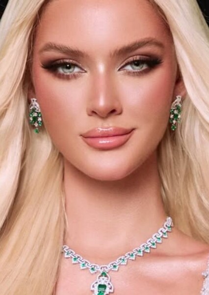Victoria Kjær Theilvig photo