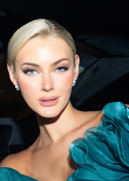 Victoria Kjær Theilvig photo