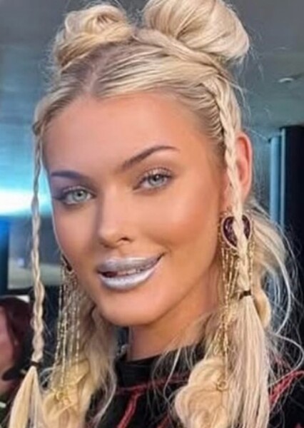 Victoria Kjær Theilvig photo