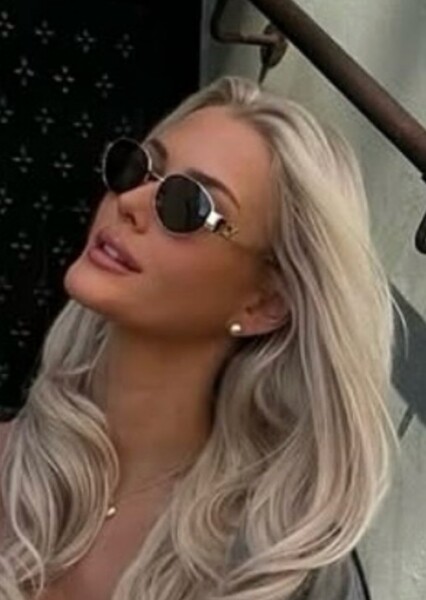 Victoria Kjær Theilvig photo