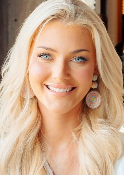 Victoria Kjær Theilvig photo
