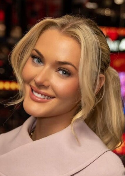 Victoria Kjær Theilvig photo