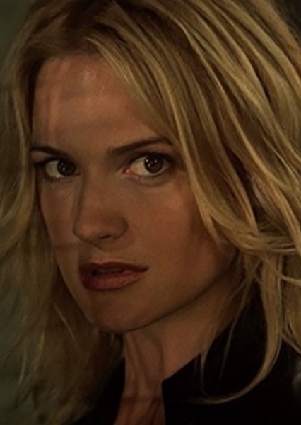 Victoria Pratt photo