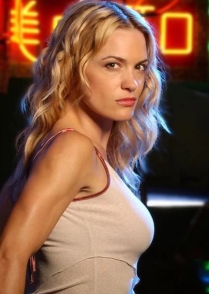 Victoria Pratt photo