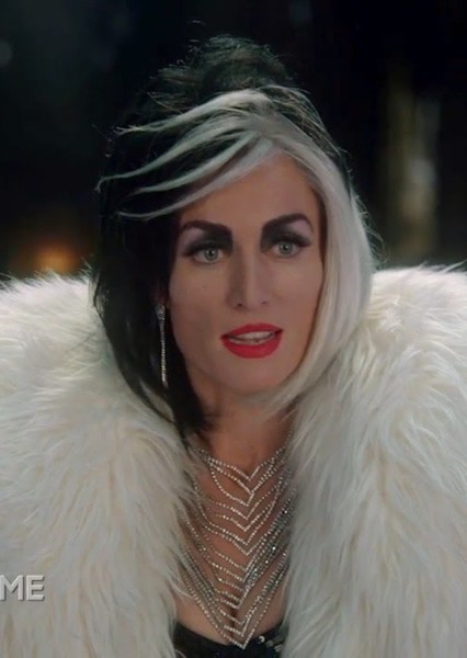 Victoria Smurfit photo