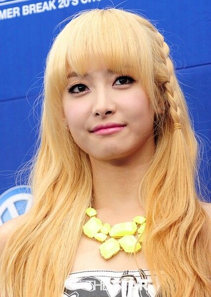 Victoria Song