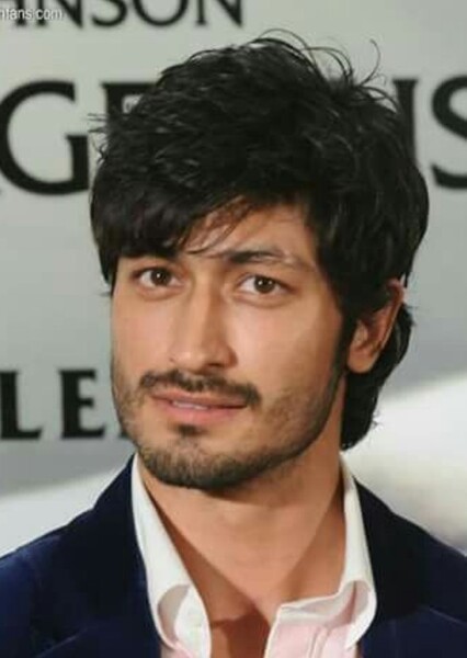 Vidyut Jammwal photo