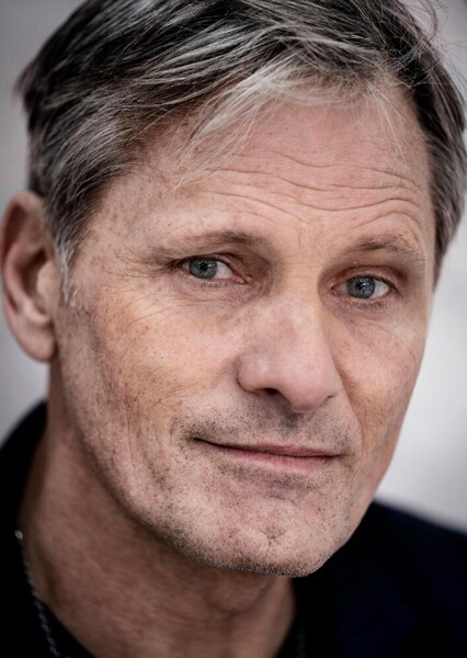 Viggo Mortensen photo