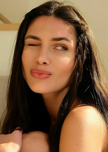 vika bronova photo