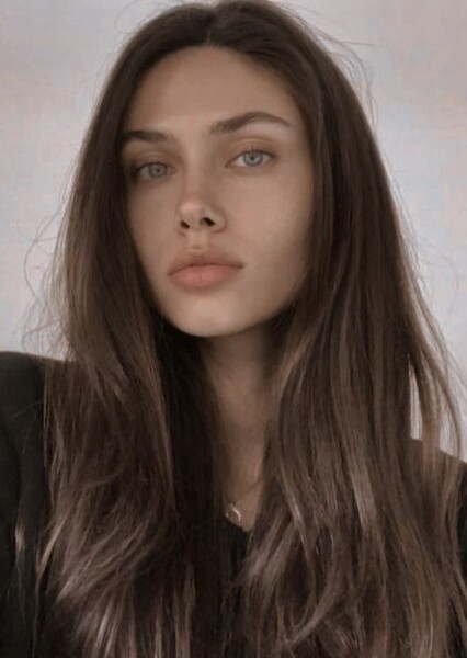 vika bronova photo