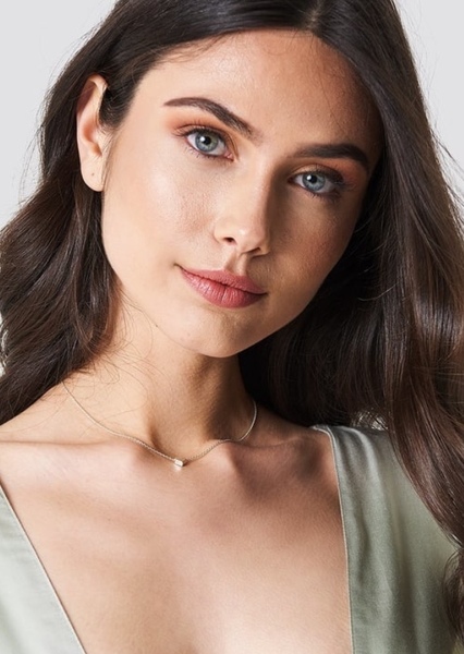 vika bronova Photo on myCast - Fan Casting Your Favorite Stories