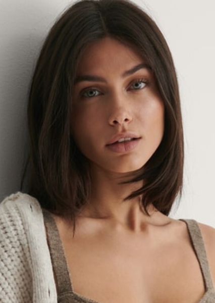 vika bronova photo