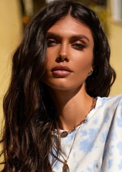 vika bronova photo