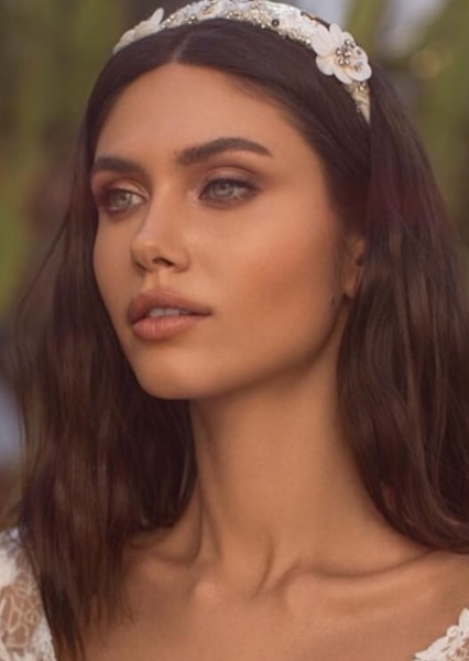 vika bronova photo