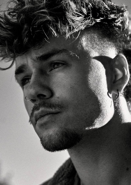 Viktor White photo