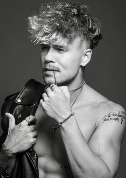 Viktor White photo