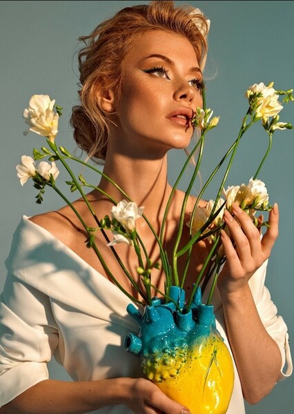 Viktoria Apanasenko photo