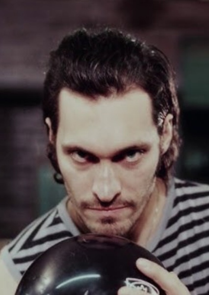 Vincent Gallo as Mike in Heaven Knows What (1994)