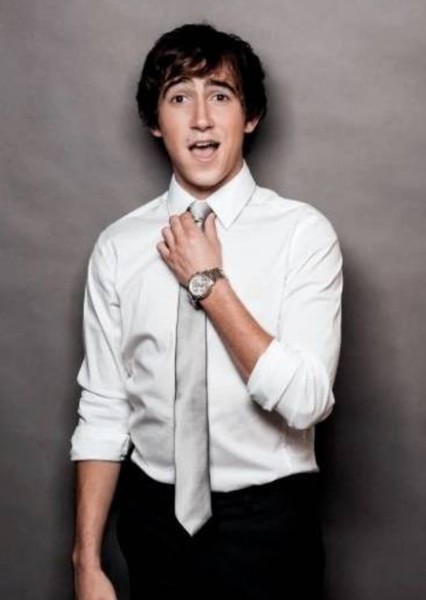 Vincent Martella photo