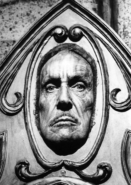 Vincent Price photo
