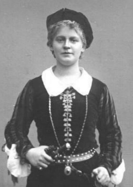 Viola (Twelfth Night) photo