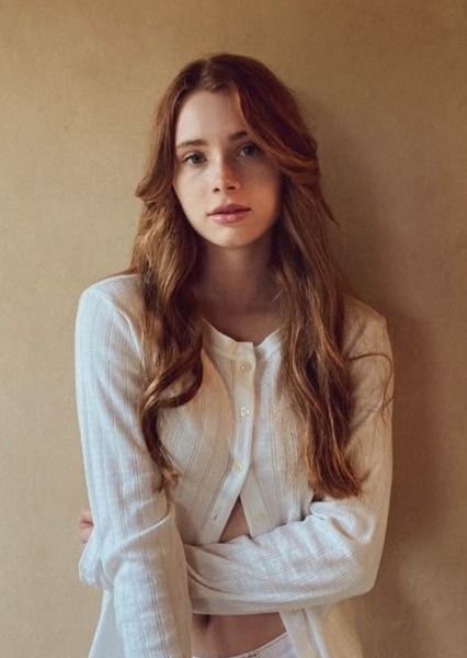 Violet Brinson photo