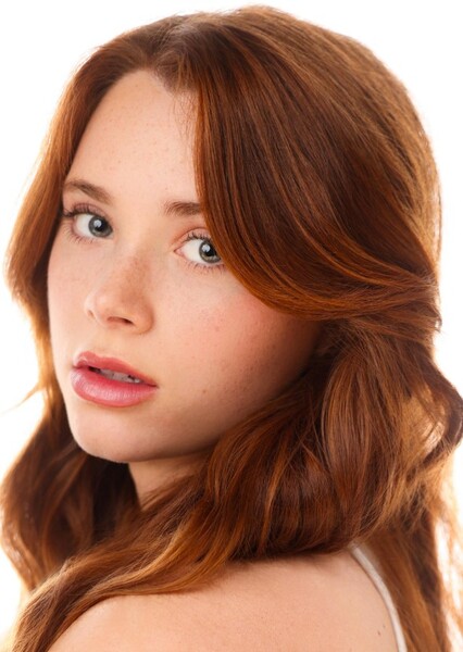 Violet Brinson photo