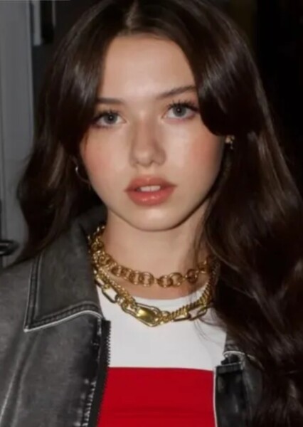 Violet McGraw