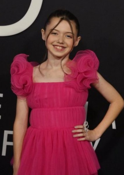 Violet McGraw photo