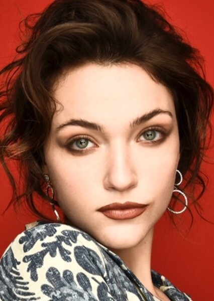 Violett Beane photo