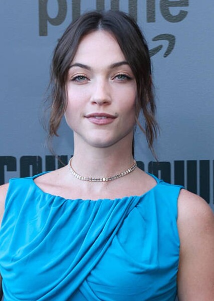 Violett Beane photo