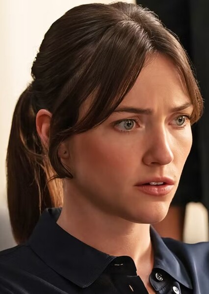 Violett Beane photo
