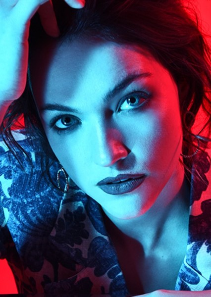 Violett Beane photo