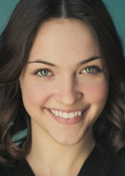 Violett Beane photo