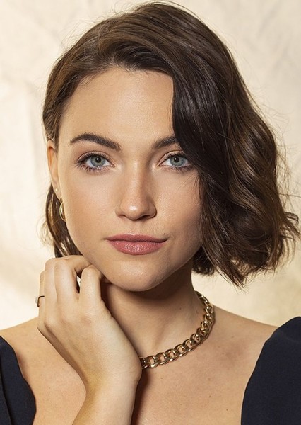 Violett Beane