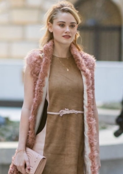 Virginia Gardner photo