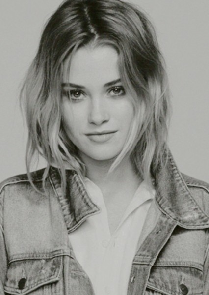 Virginia Gardner photo