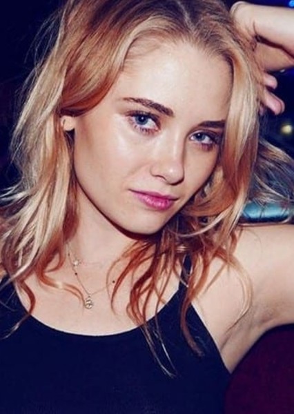Virginia Gardner photo