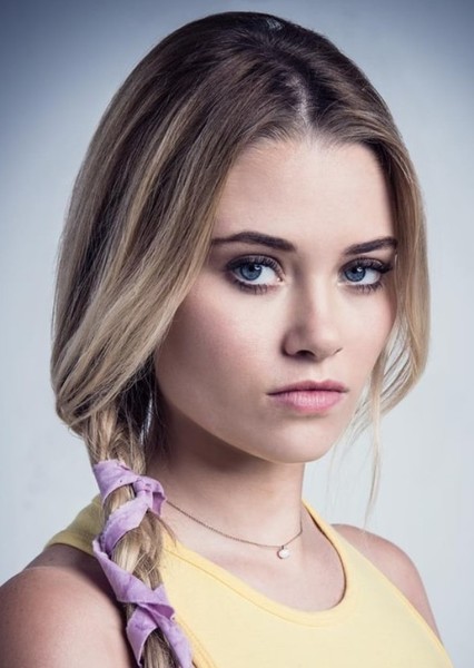 Virginia Gardner photo
