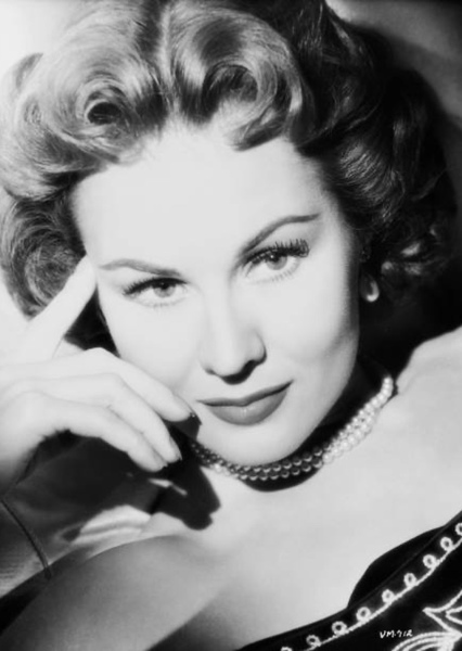 Virginia Mayo photo