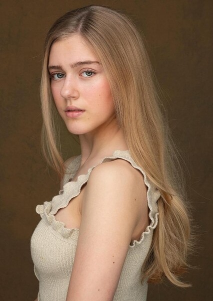 Vivienne Rowe photo