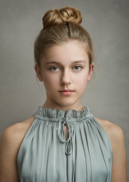 Vivienne Rowe photo