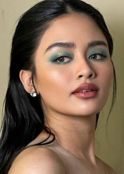 Vivoree Esclito photo