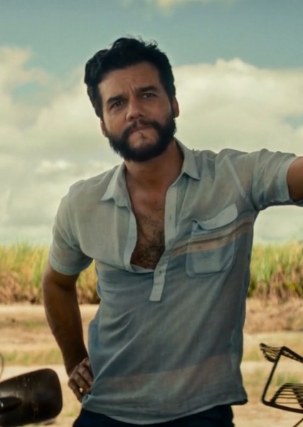 Wagner Moura photo