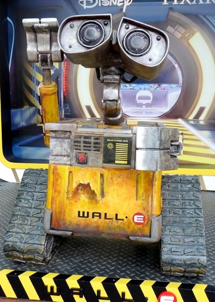 WALL-E (Disney Character) photo
