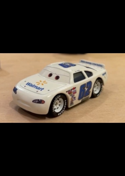Wallace Hutch (Cars universe)