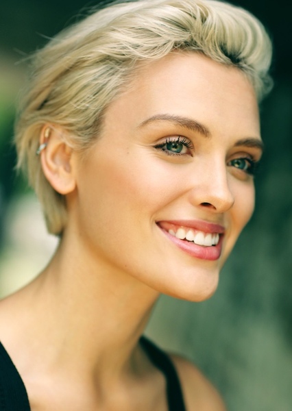 Wallis Day photo