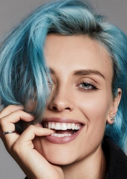 Wallis Day photo