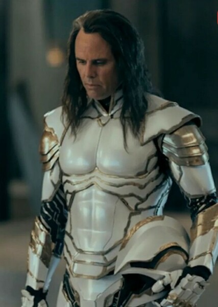 Walton Goggins photo